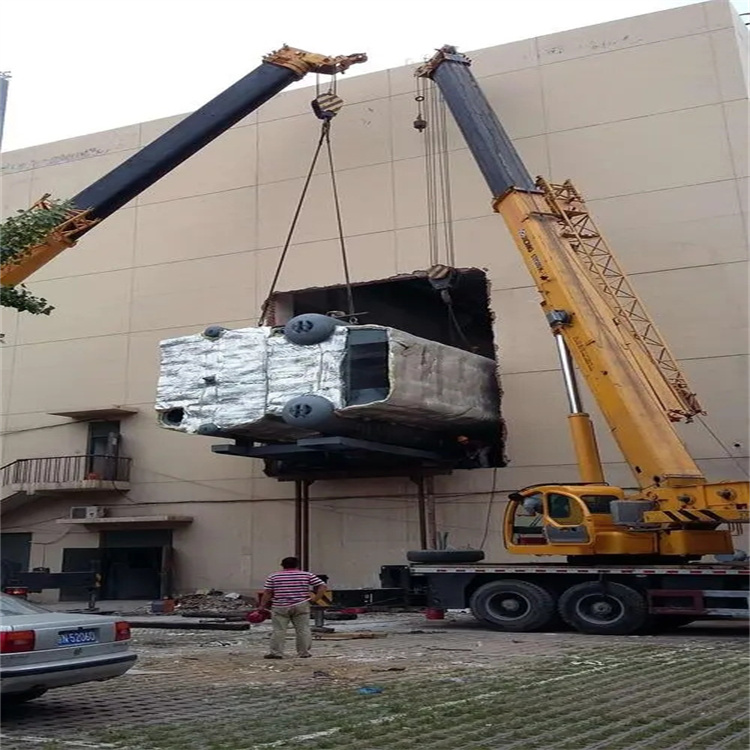 南浔吊车出租使用定期保养关键要点